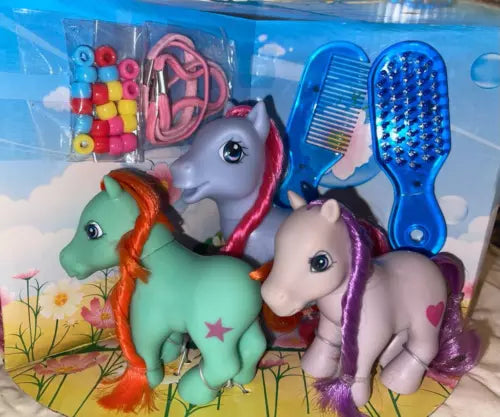 My lot of Little Pony Toy set with ponies and hair accessories for kids